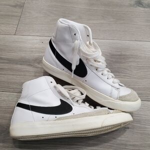Nike Blazers White Sneakers Womens 7.5